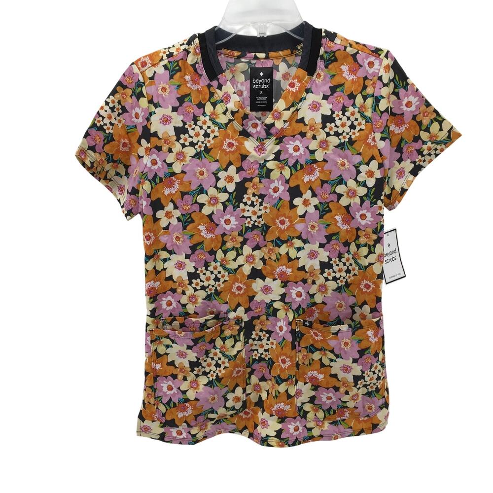 Beyond Scrubs NWT Small Summer Bloom Flower Happy Dream V neck Top Shirt Nursing